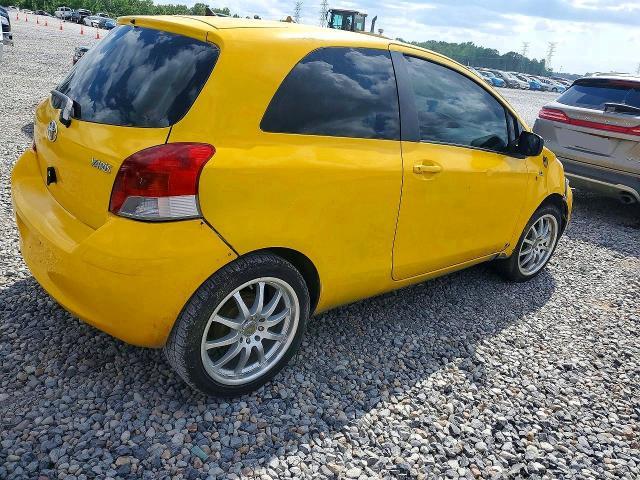 2010 Toyota Yaris Base