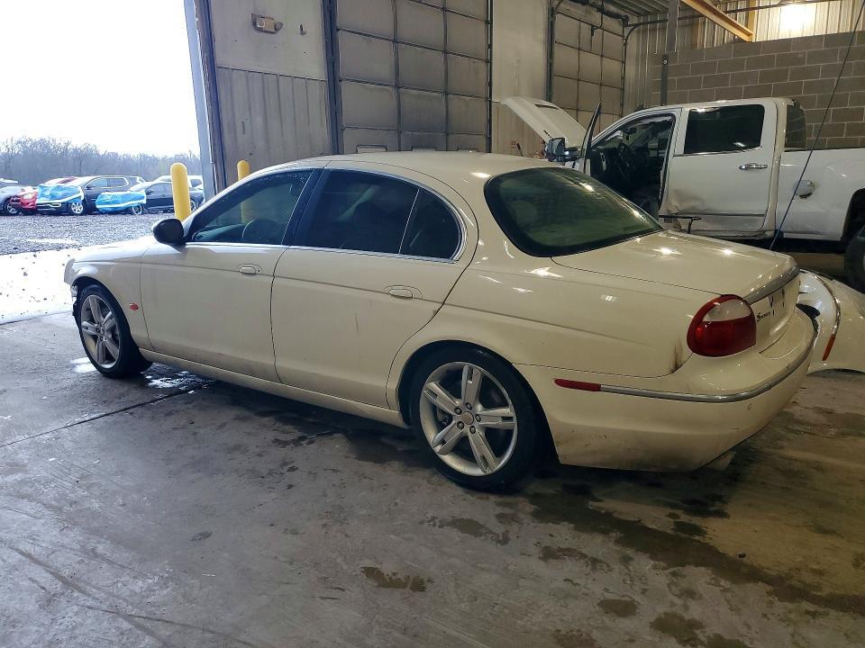 2008 Jaguar S-type 4.2