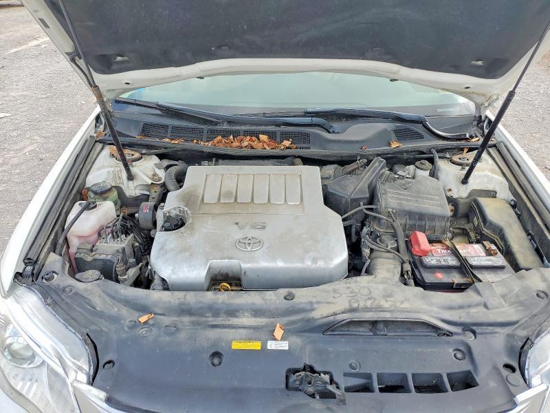 2011 Toyota Avalon Base