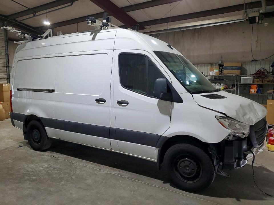 2024 Mercedes-Benz Sprinter 2500 Utility / Service van