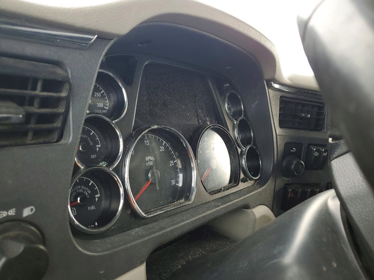 2018 Peterbilt 579 Semi Truck