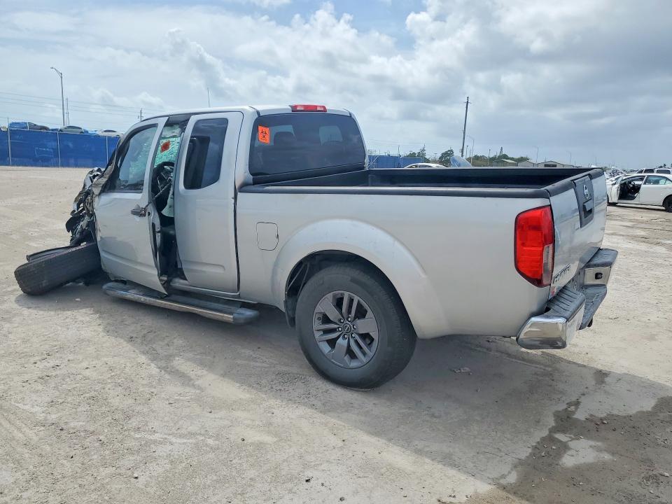 2015 Nissan Frontier s