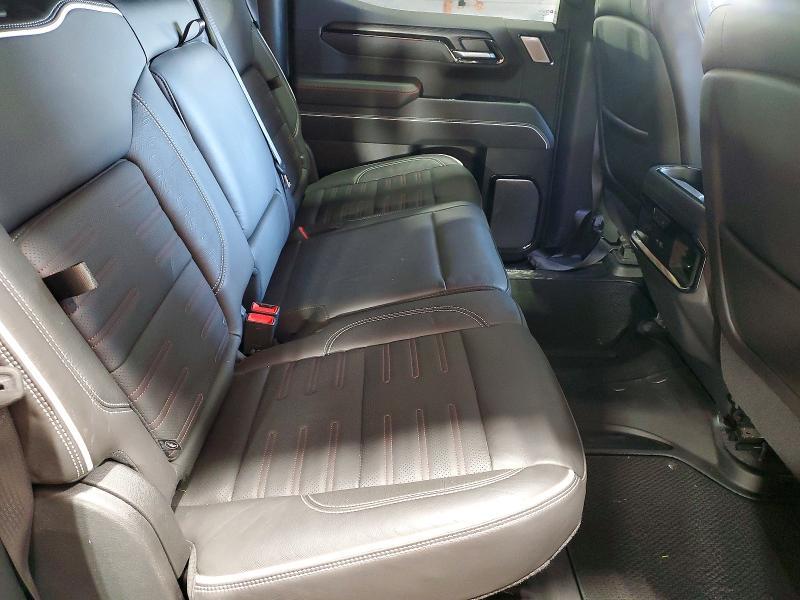2023 GMC Sierra K1500 AT4X
