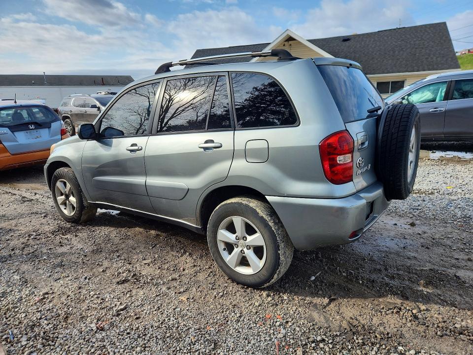 2005 Toyota Rav4 Base