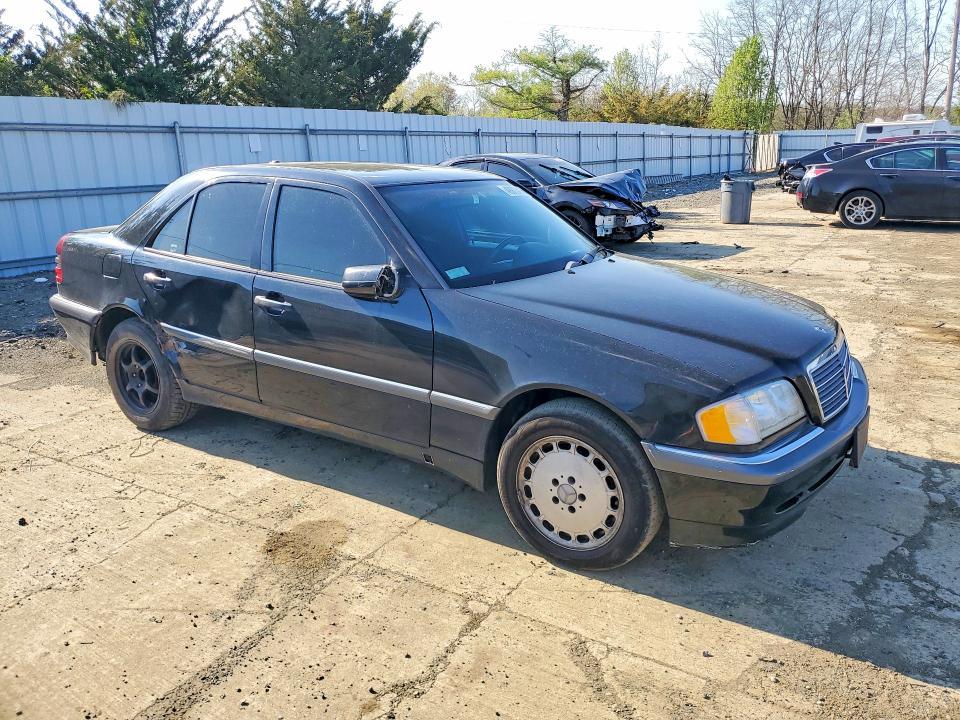 2000 Mercedes-Benz C 230