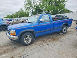 Salvage trucks for sale at Bridgeton, MO auction: 1992 Dodge Dakota