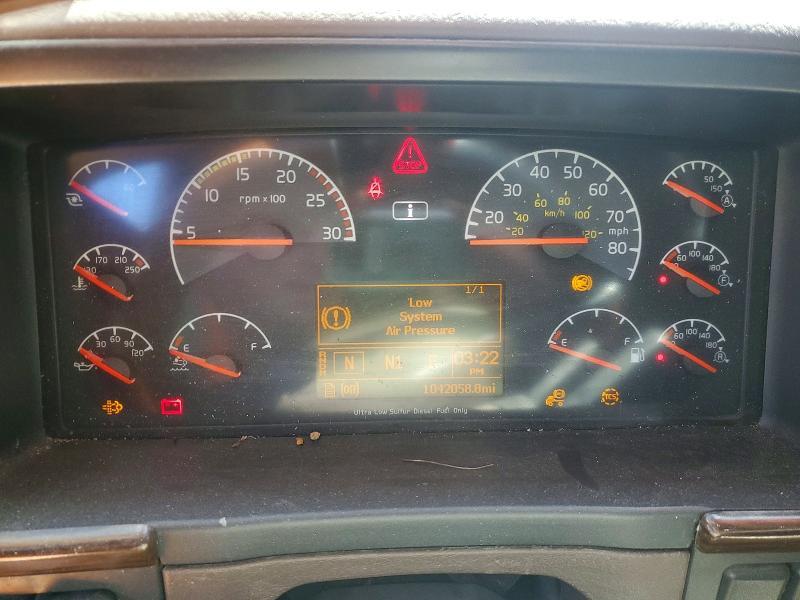 2012 Volv O VNL Semi Truck