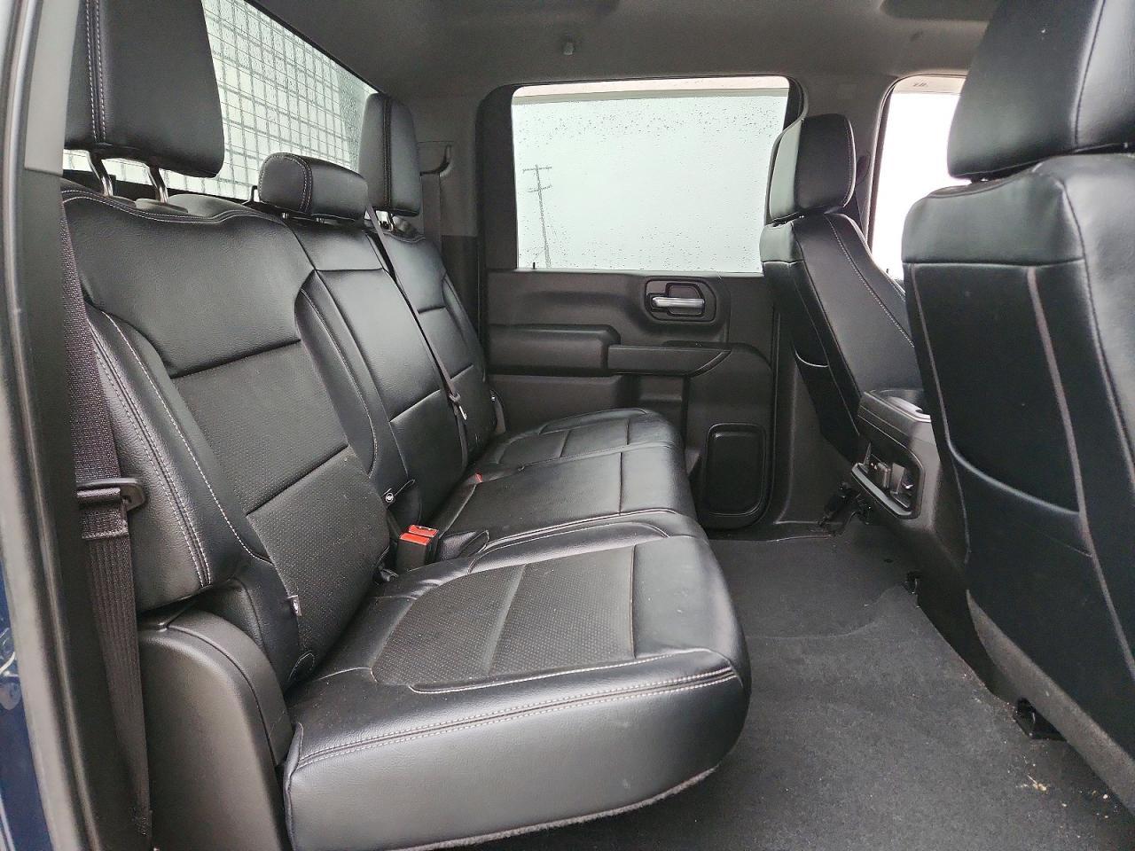 2022 Chevrolet Silverado K3500 LT