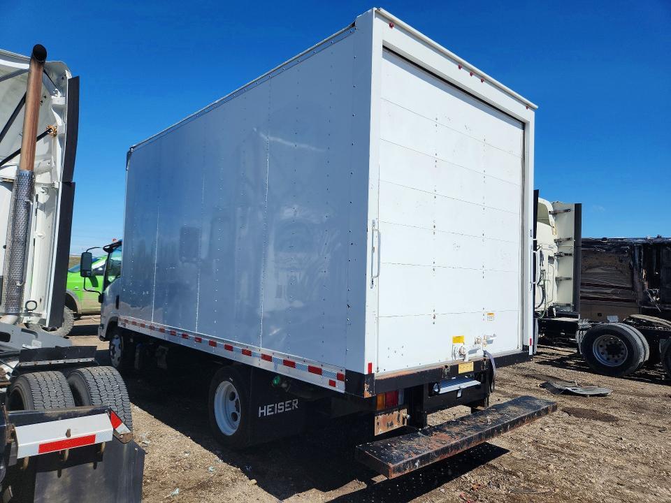 2019 Isuzu NPR XD BOX Truck