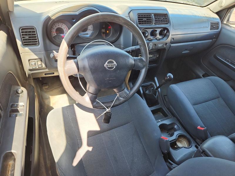 2004 Nissan Frontier King cab xe