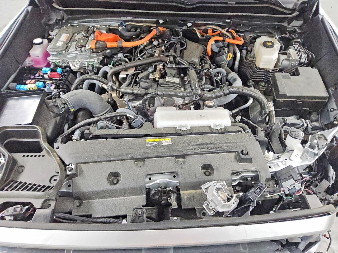 2025 Toyota Tacoma TRD OFF-ROAD HV