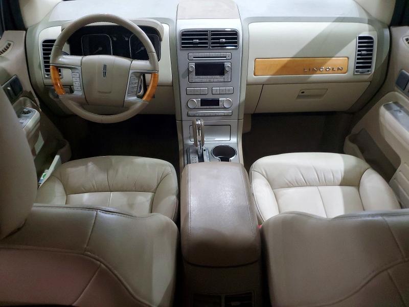 2007 Lincoln Townhouse MKX