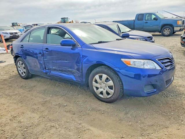 2011 Toyota Camry le