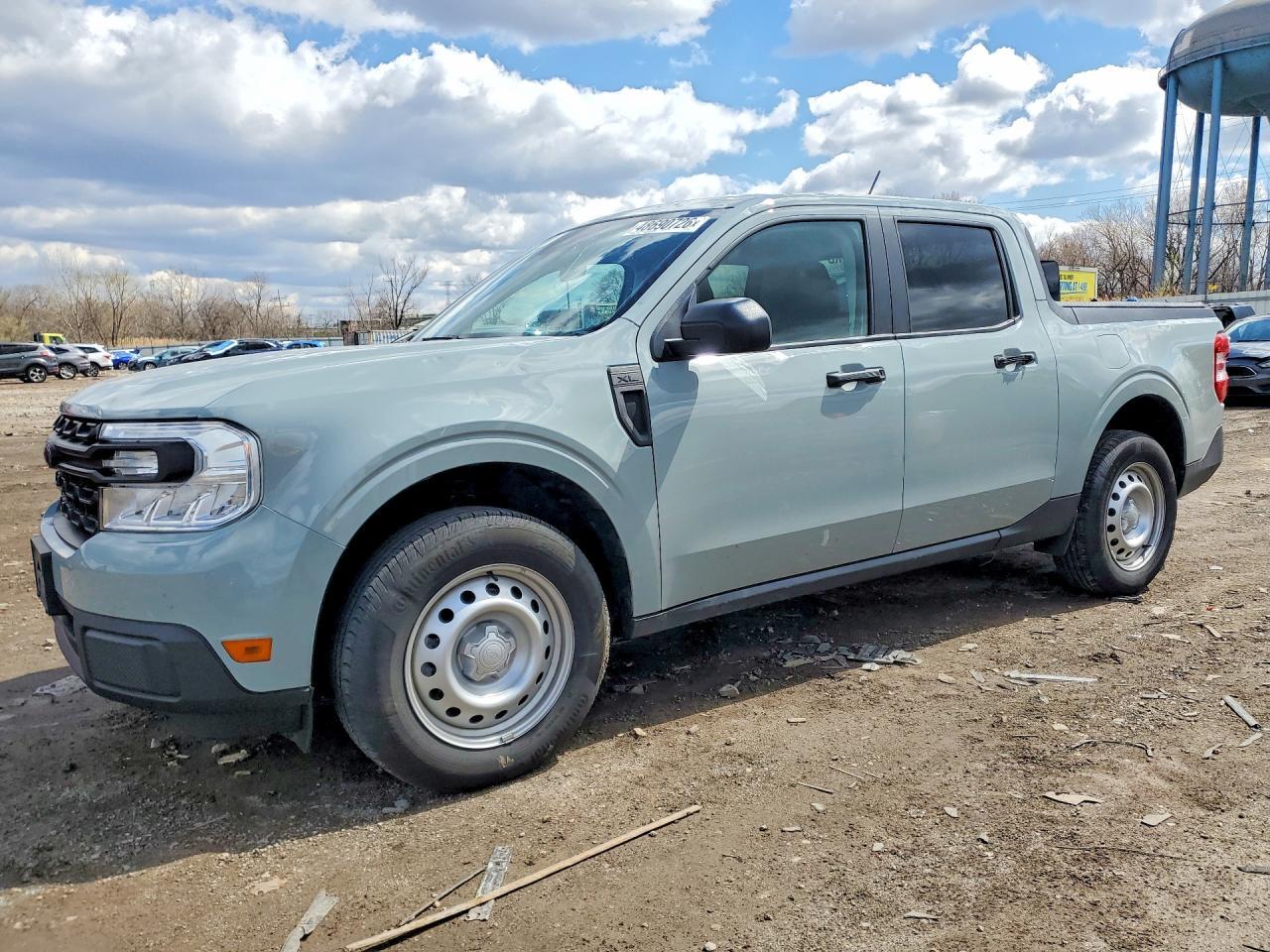 2024 Ford Maverick XL