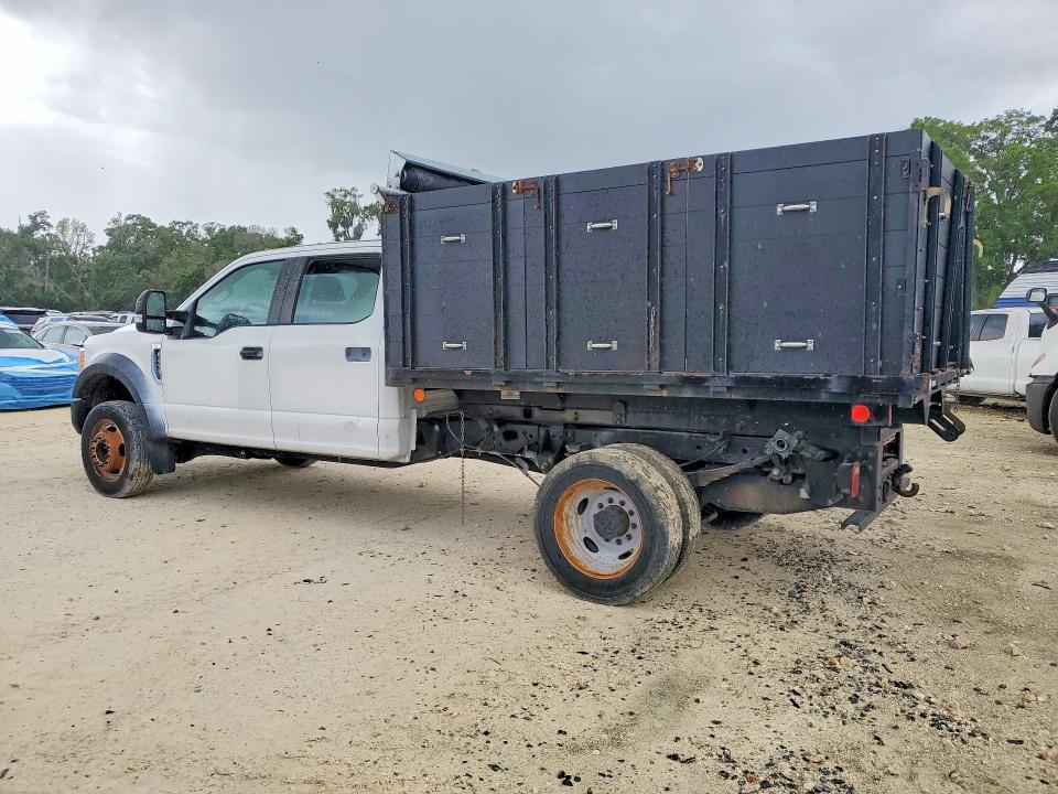 2017 Ford F450 Super Duty Flatbed Truck
