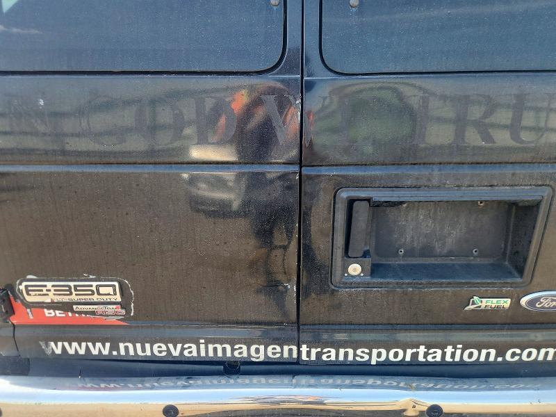 2010 Ford Econoline E350 Super Duty Wagon