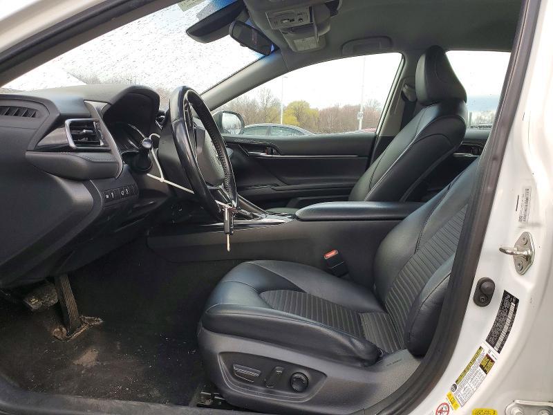 2019 Toyota Camry se