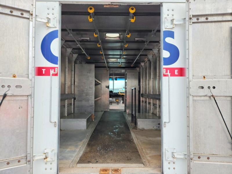 2013 Ford F59 Delivery Truck