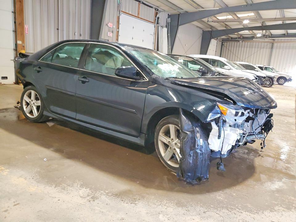 2014 Toyota Camry se