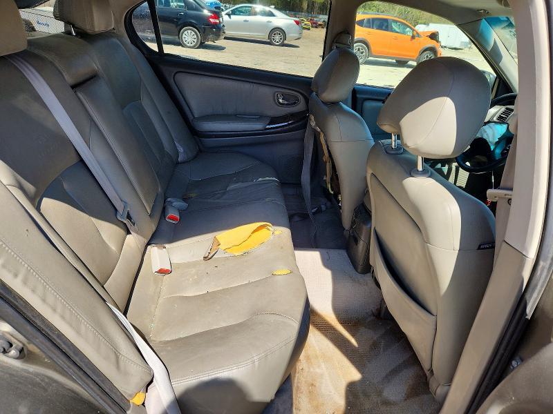 2000 Infiniti I30 Base