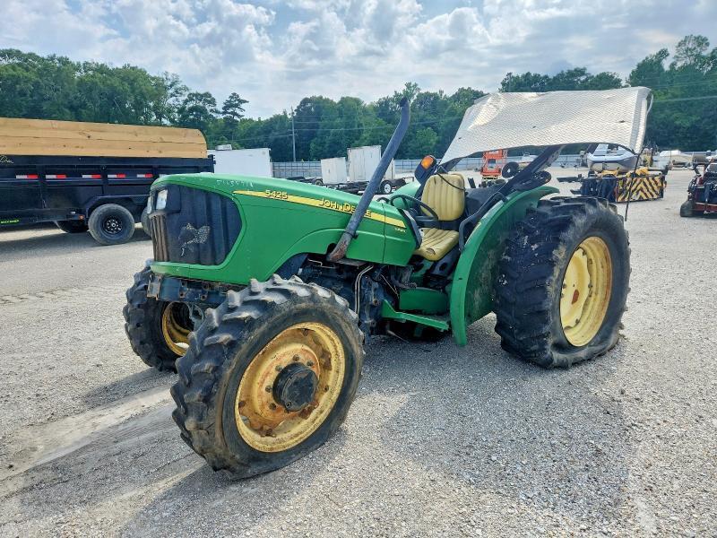 2013 John Deere 5425 Mfwd Tractor