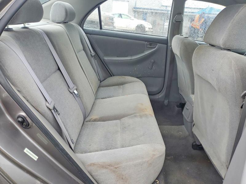 2004 Toyota Corolla ce