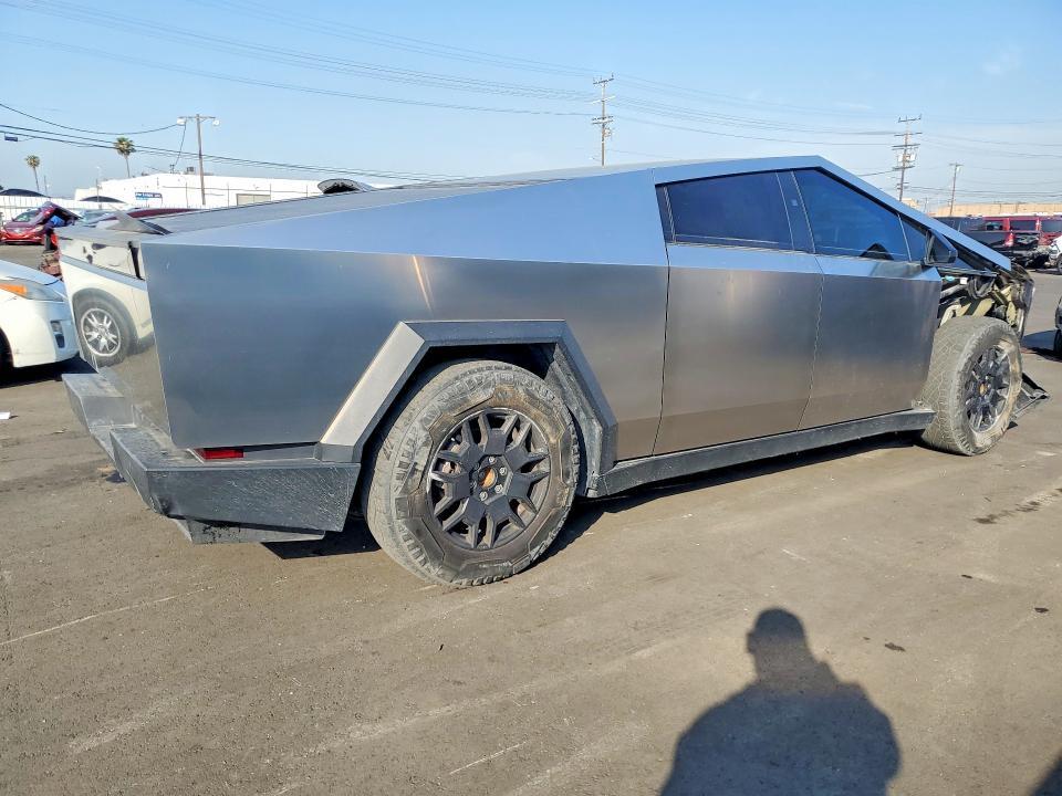 2024 Tesla Cybertruck