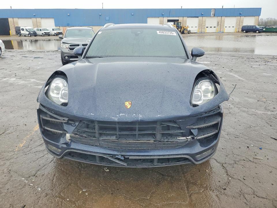 2018 Porsche Macan Turbo