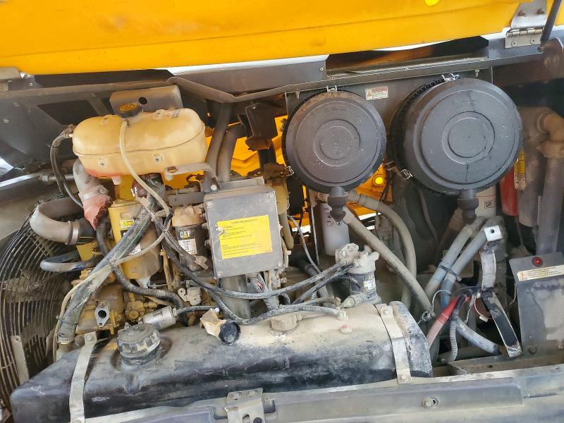 2018 Atlascopco 2018 Atlas Copco Xavs 400CD8 AIR Compressor