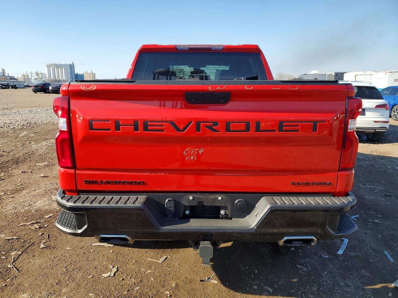 2021 Chevrolet Silverado K1500 Trail Boss Custom