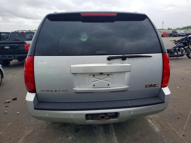 2013 GMC Yukon xl C1500 slt