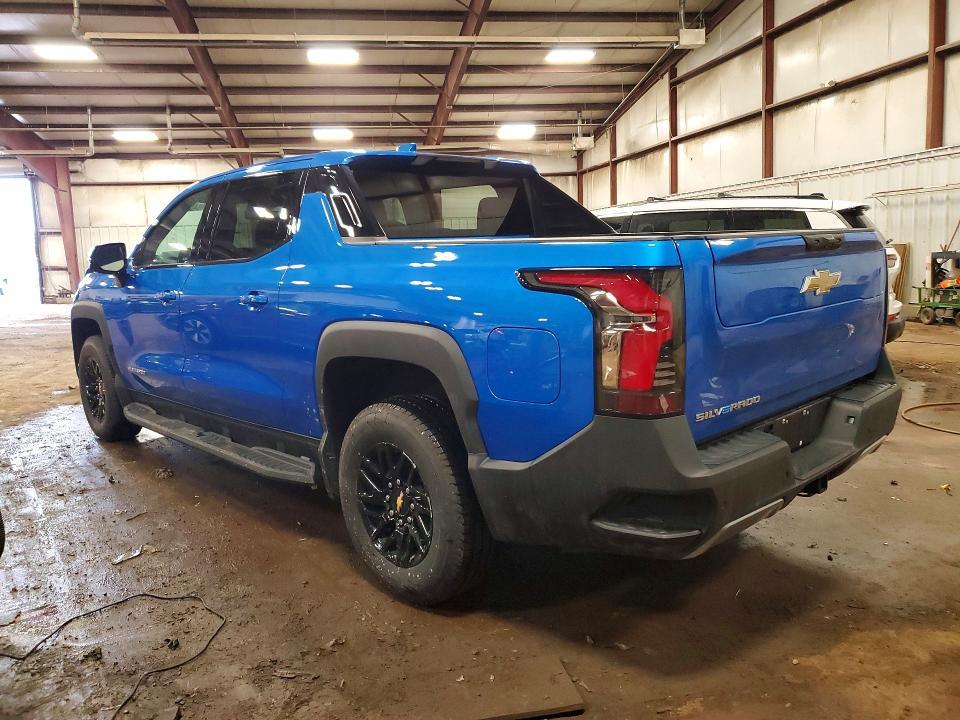2025 Chevrolet Silverado LT