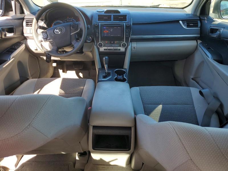 2014 Toyota Camry Hybrid le