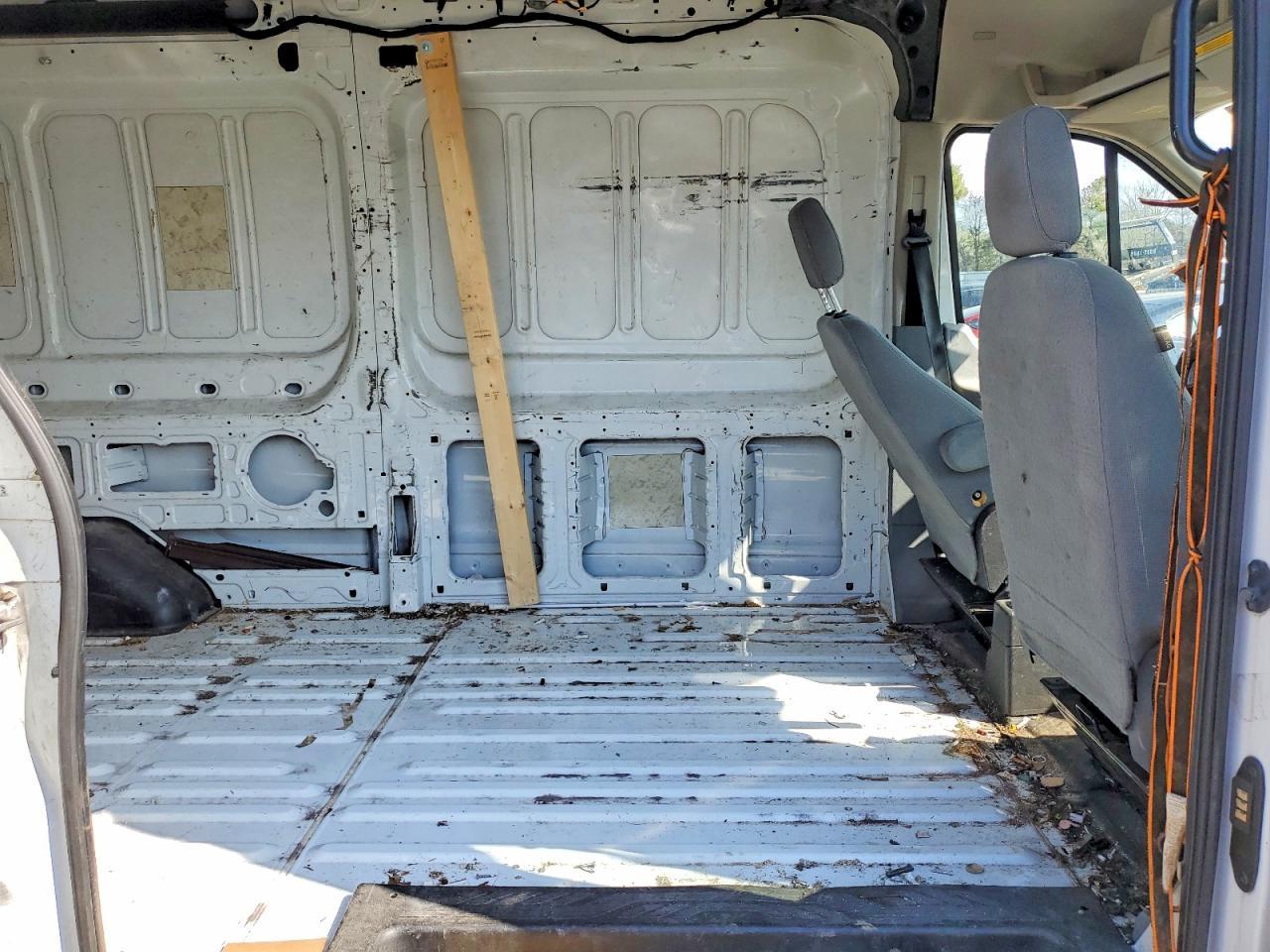 2015 Ford Transit 150 Delivery Van