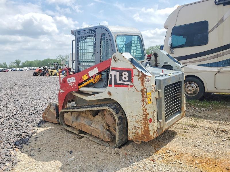 2016 Takeuchi TL8 Tracked Skid Steer Loader