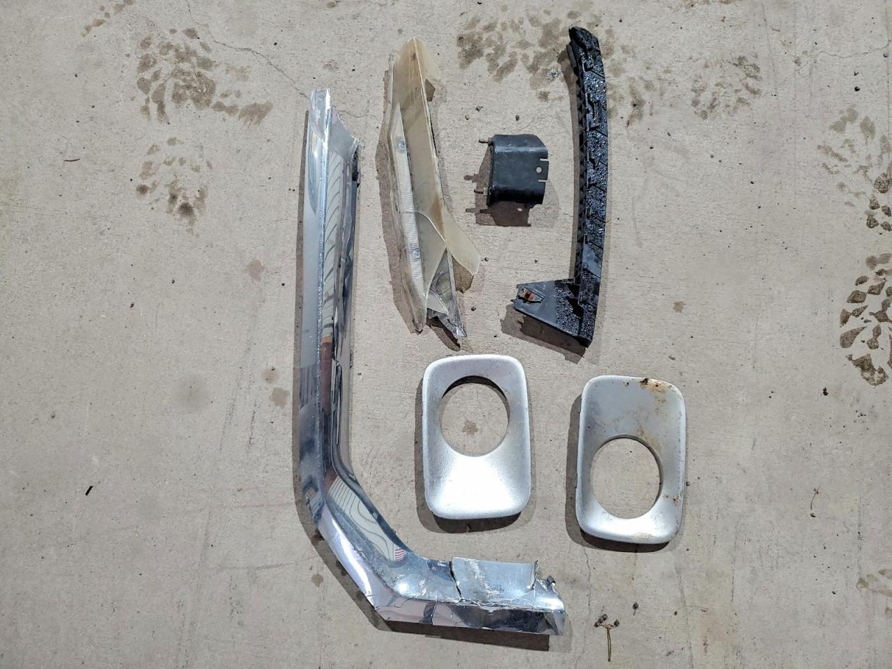 2004 Nissan Frontier XE-V6