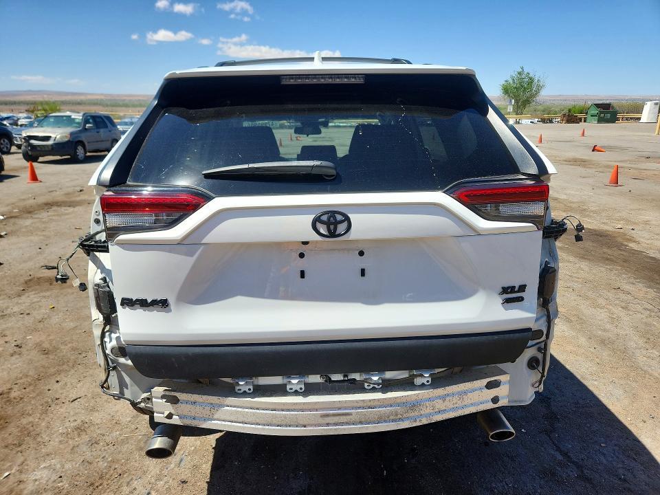 2020 Toyota Rav4 xle Premium