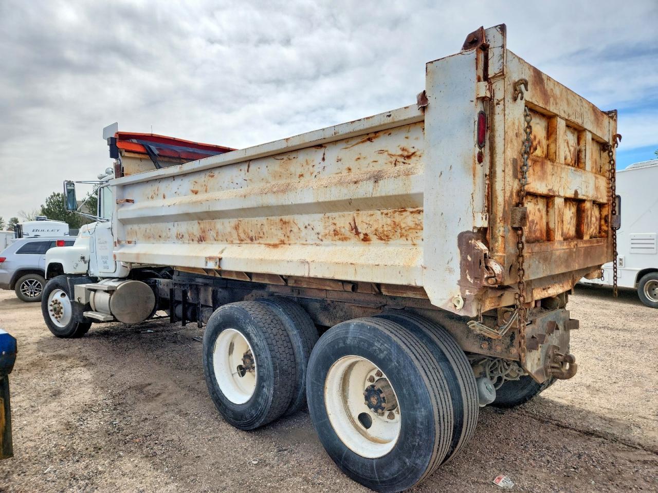 1984 Mack 600 RS600