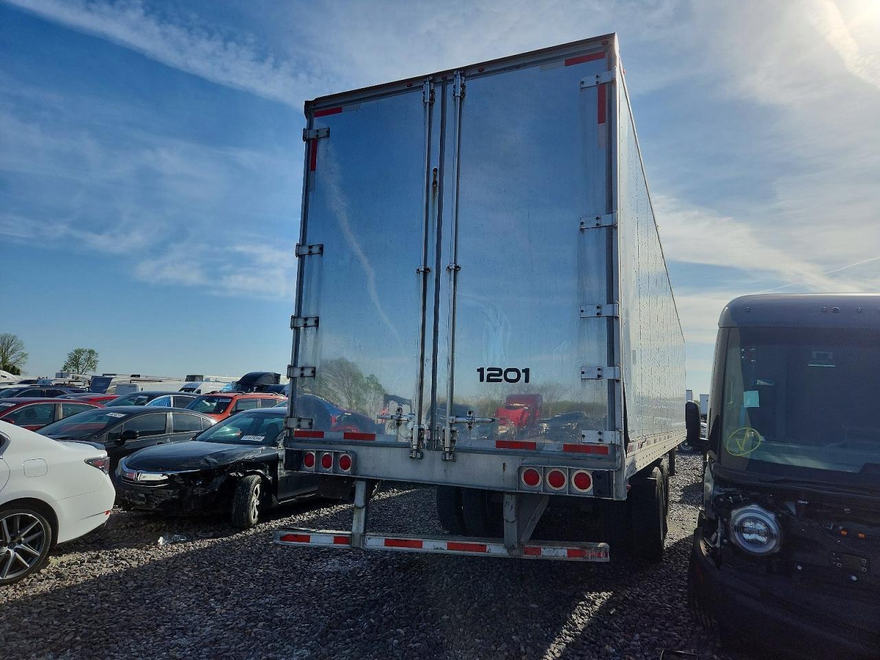 2021 Utility VS2DX DRY Van Trailer