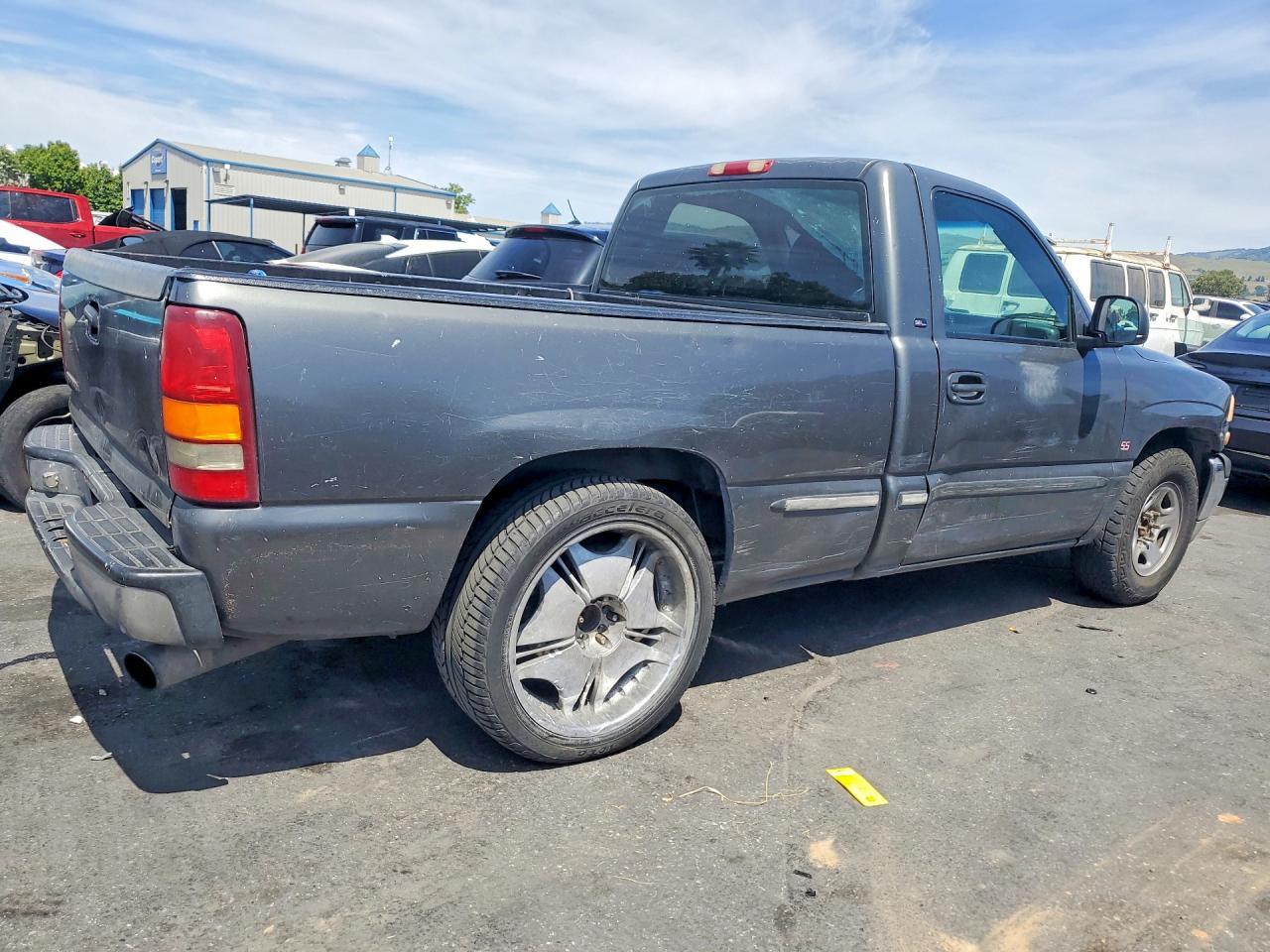 2001 GMC New Sierra C1500