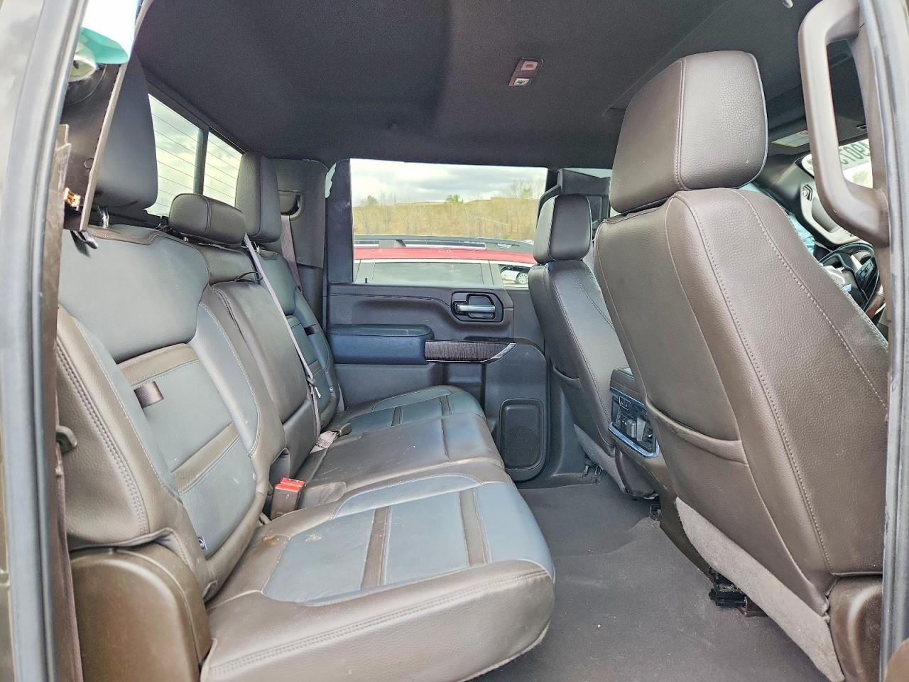 2023 GMC Sierra K2500 Denali
