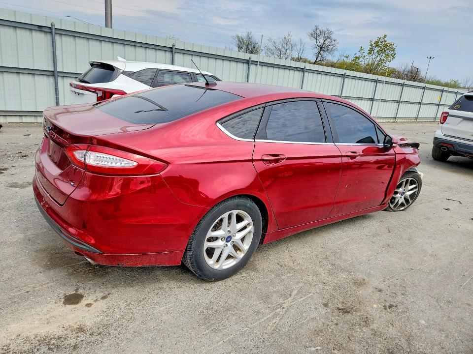 2015 Ford Fusion se