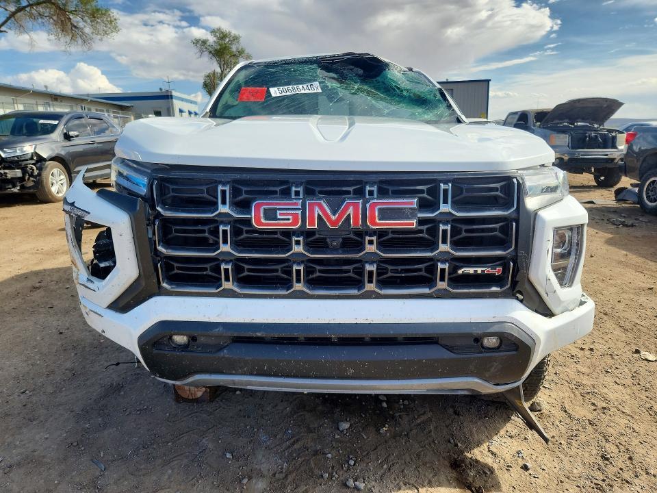 2023 GMC Canyon AT4