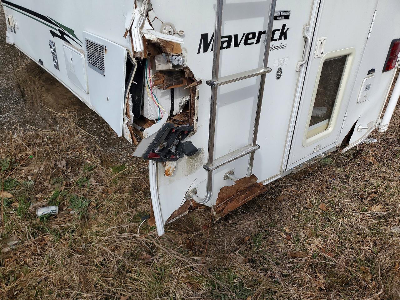 2004 Palomino 2004 Vanguard Maverick Camper