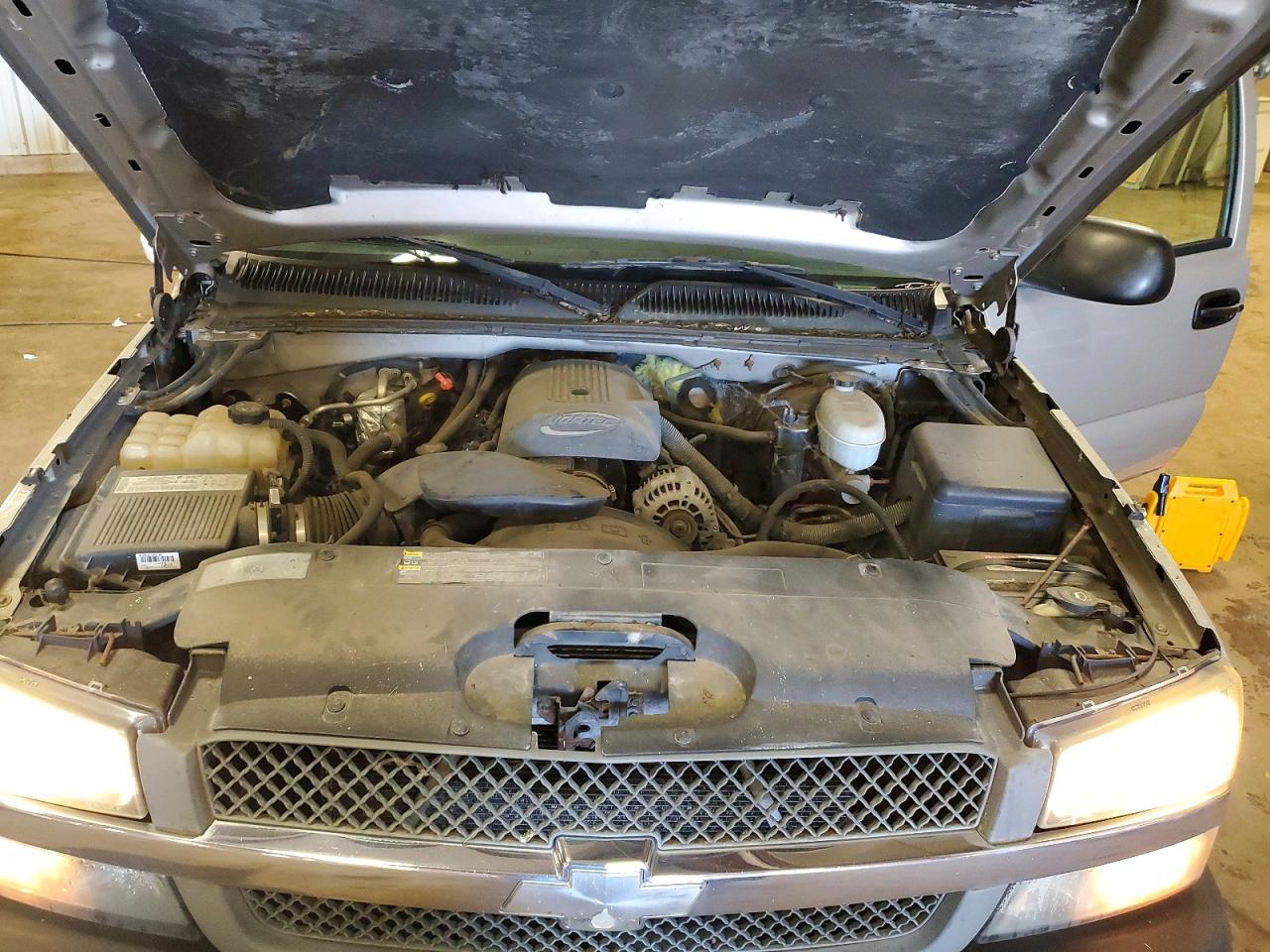 2004 Chevrolet Silverado C1500