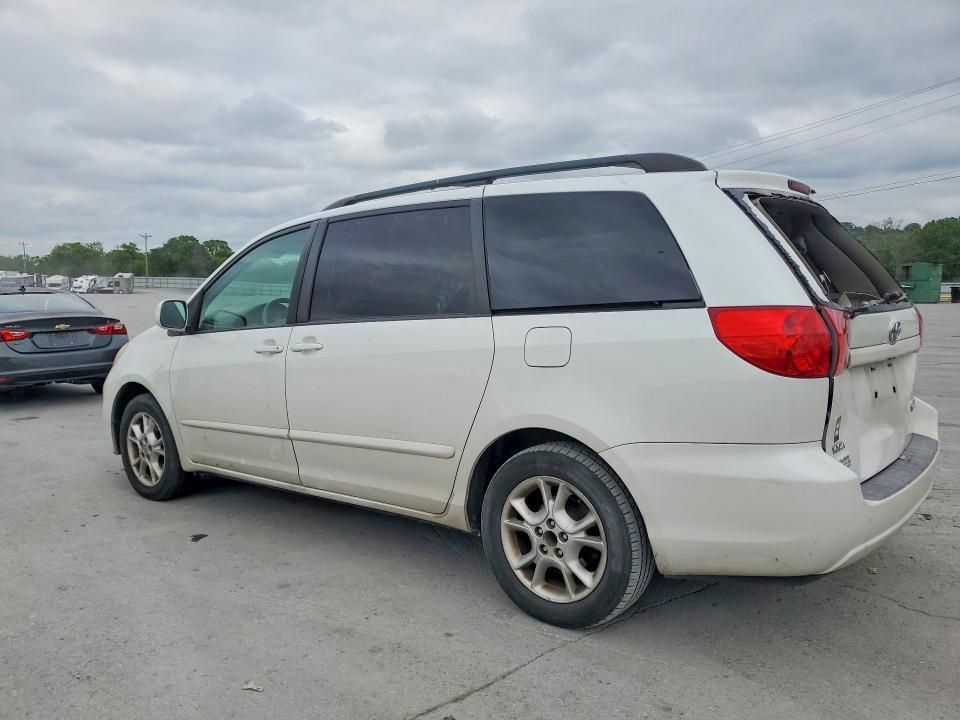 2006 Toyota Sienna xle 7 Passenger