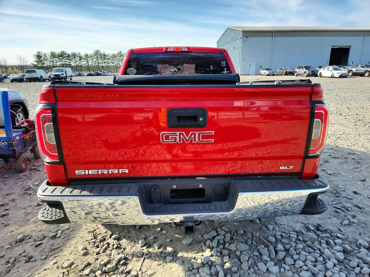 2018 GMC Sierra K1500 SLT