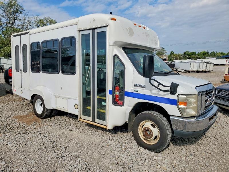 2016 Ford Econoline E350 Super Duty Cutaway van