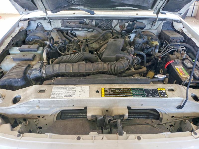 2003 Mazda B3000