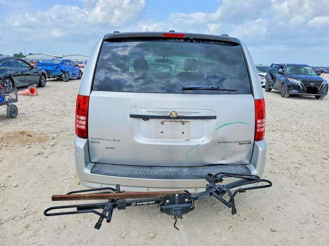 2010 Chrysler Town & Country Touring Plus